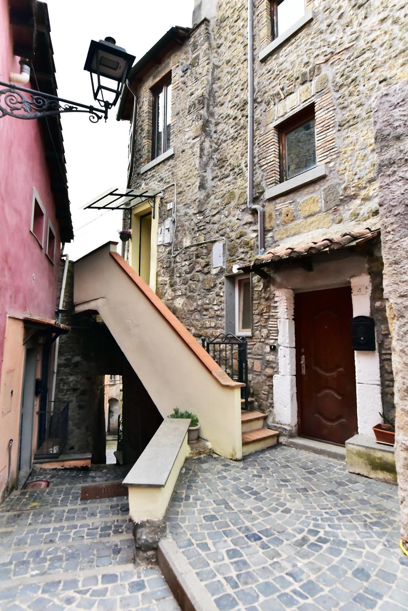 Torre Antica Suite Кампаняно ди Рома Екстериор снимка